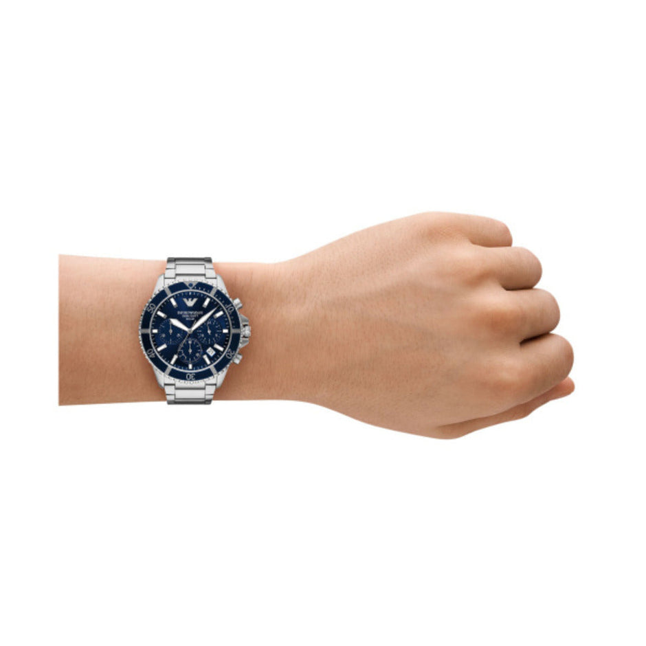 Men World Explorer Silver 43mm Watch