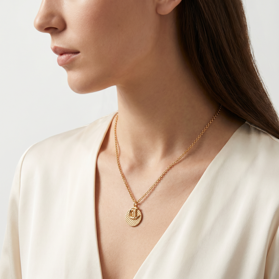 Women Lira Necklace
